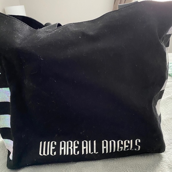 VS Angels Tote - Picture 3 of 3